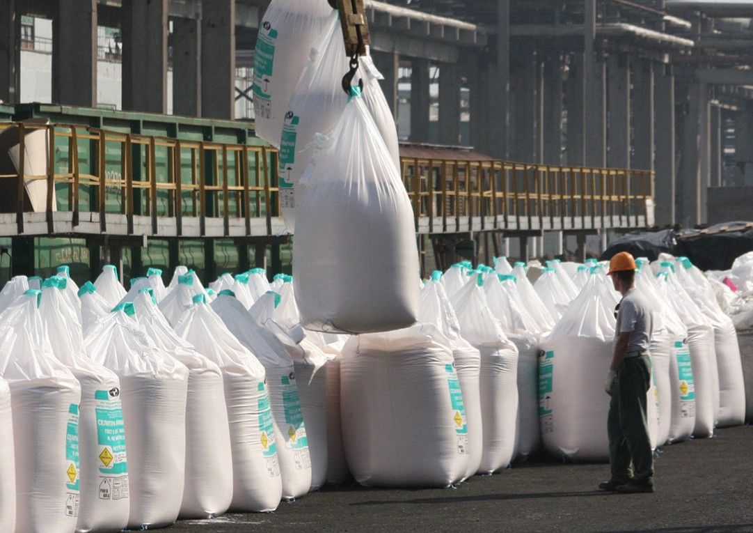 Russia produces ammonium nitrate fertilizer. Photo: TASS