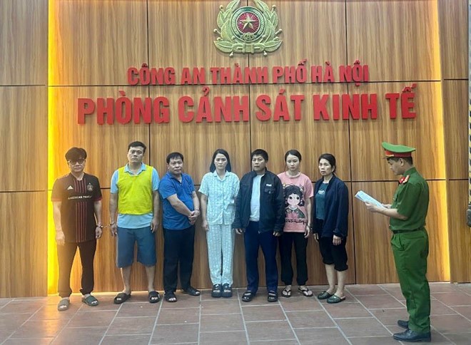 The subjects prosecuted in the ring of slaughtering and consuming diseased pork in Hanoi City. Photo: Hanoi Police