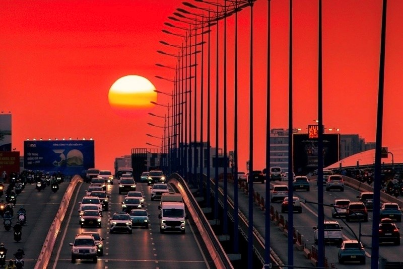 Thời tiết nắng nóng bao trùm khắp cả nước ngay đầu tuần