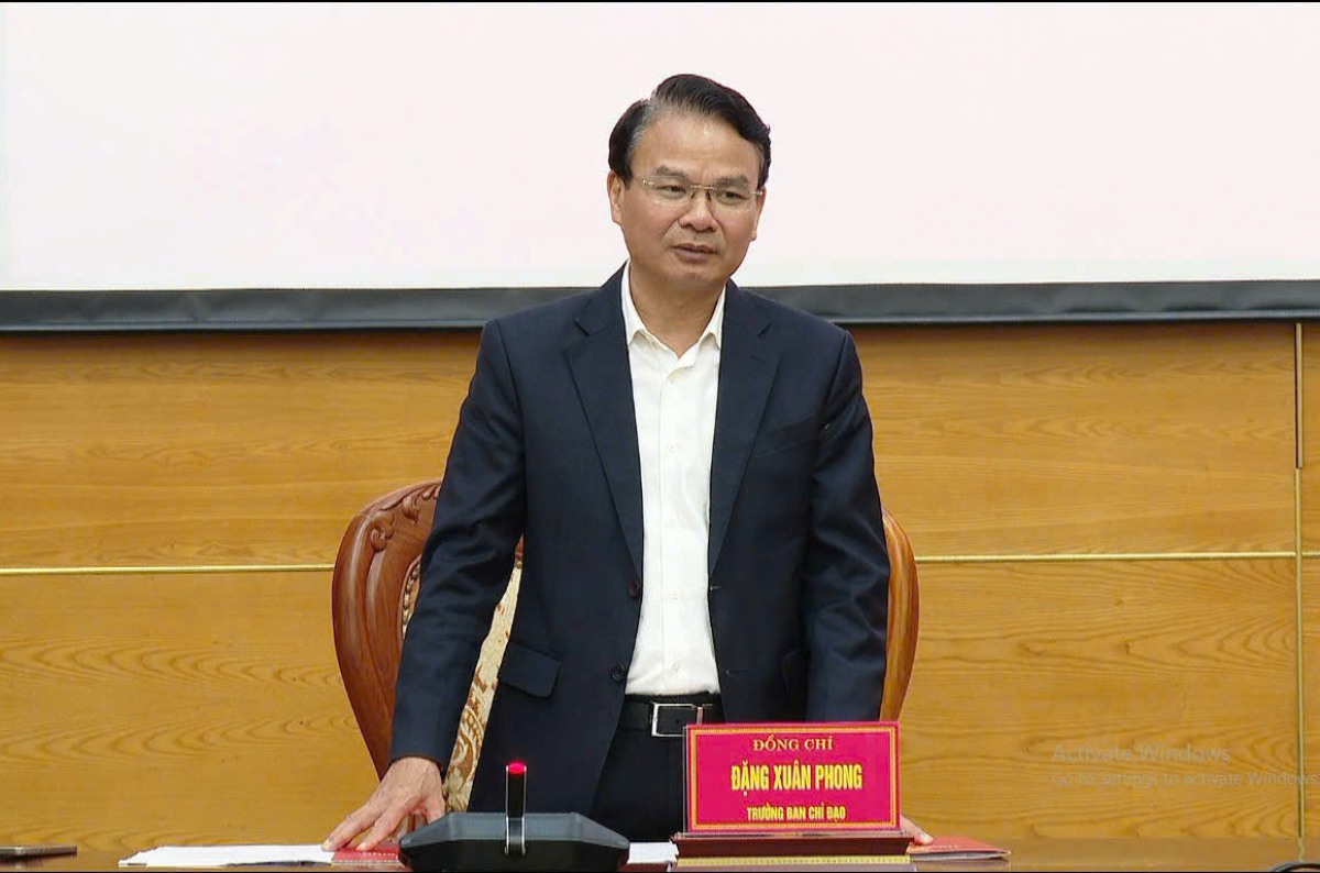 당쑤언퐁 씨는 정부 사무처 상임 부주임 직책으로 전보, 배정, 임명되었습니다. 사진: 빅한