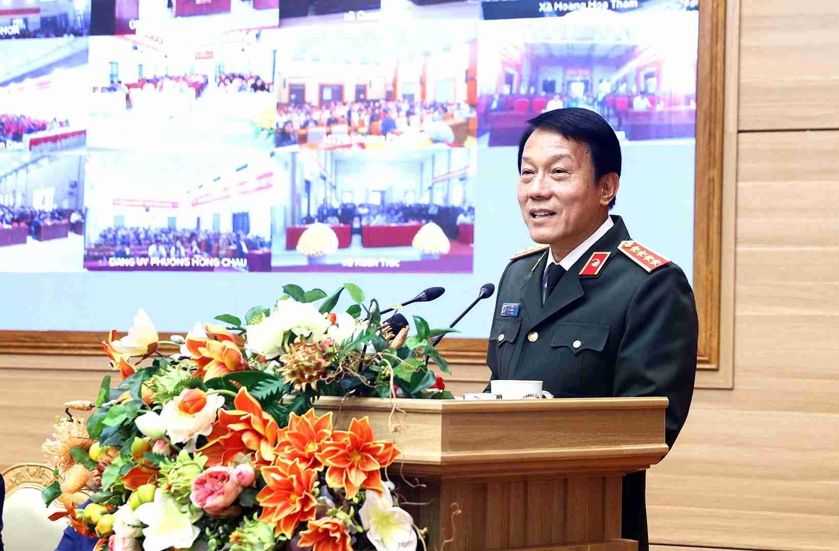 General Luong Tam Quang speaks at the meeting. Photo: Ministry of Public Security e-Portal