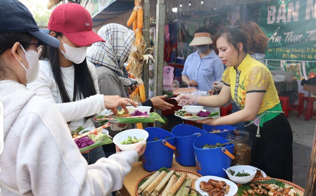 UBND xã sẽ tiếp tục bảo tồn, giữ gìn văn hóa đồng bào dân tộc thiểu số tại địa bàn. Ảnh: Hồng Chuyên