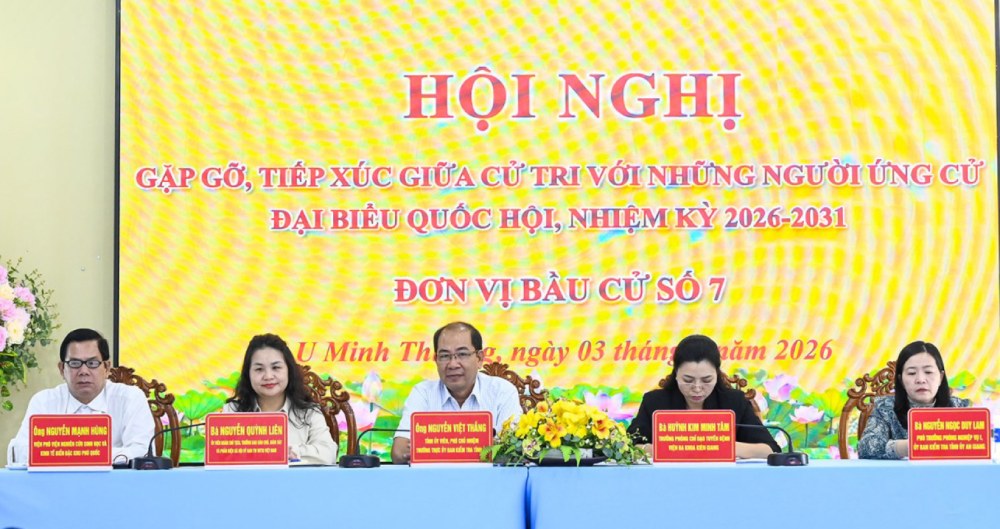 Candidates running for National Assembly Deputy of the 16th term, term 2026 - 2031, constituency No. 7, An Giang province had a meeting with voters in U Minh Thuong commune. Photo: Thuy Tien