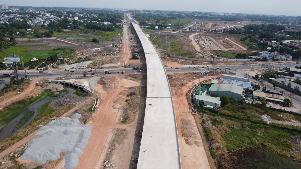 Ring Road 3 HCMC project section passing through Binh Duong province before. Photo: Dinh Trong