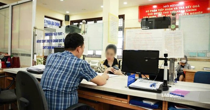 Chuyên gia bàn về đề xuất công chức phải phục vụ 5 năm