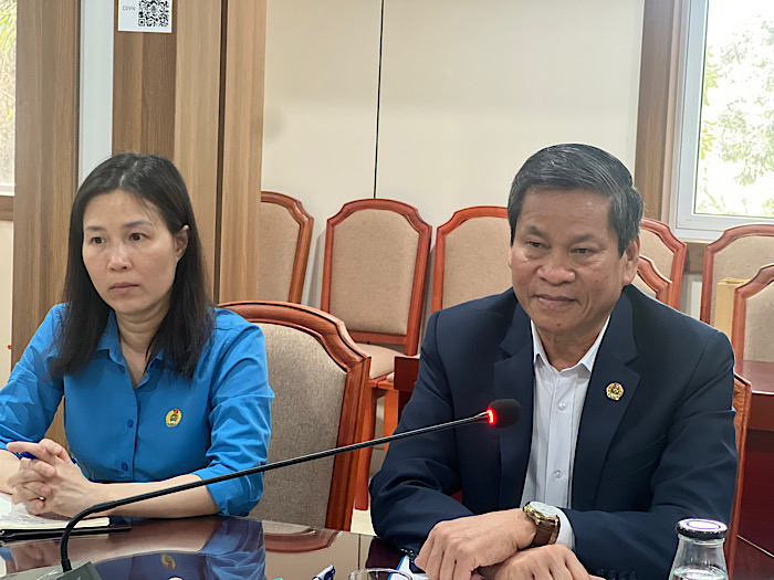 Phó Chủ tịch Tổng LĐLĐVN Huỳnh Thanh Xuân tại buổi làm việc. Ảnh: Kiều Vũ