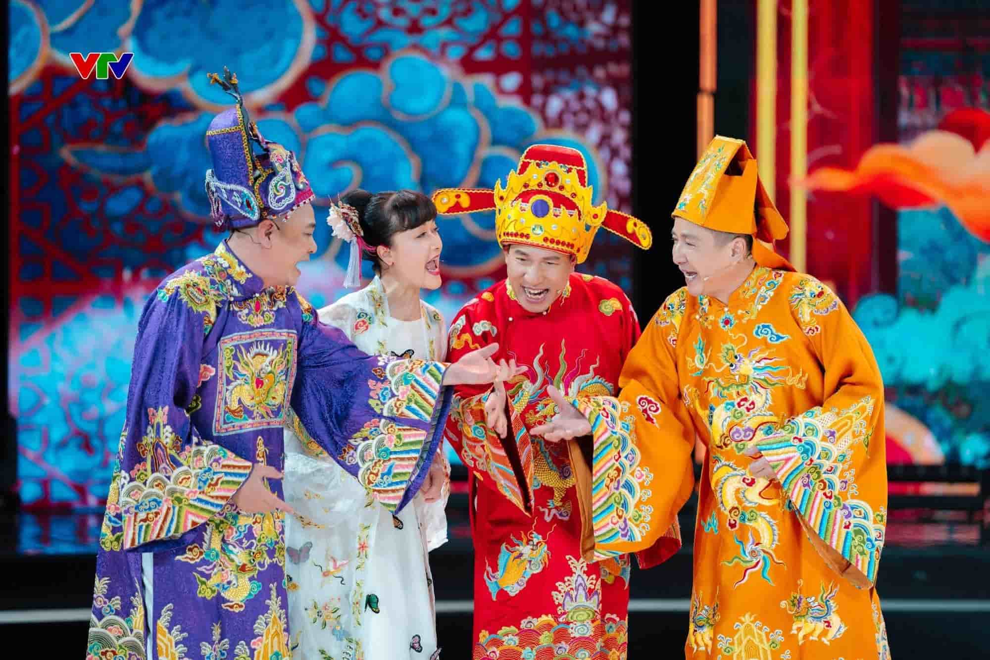 Tiểu phẩm “Hái hoa dân chủ” của Táo Quân 2017 được chọn làm lại ở Táo Quân 2026. Ảnh Nhà sản xuất.