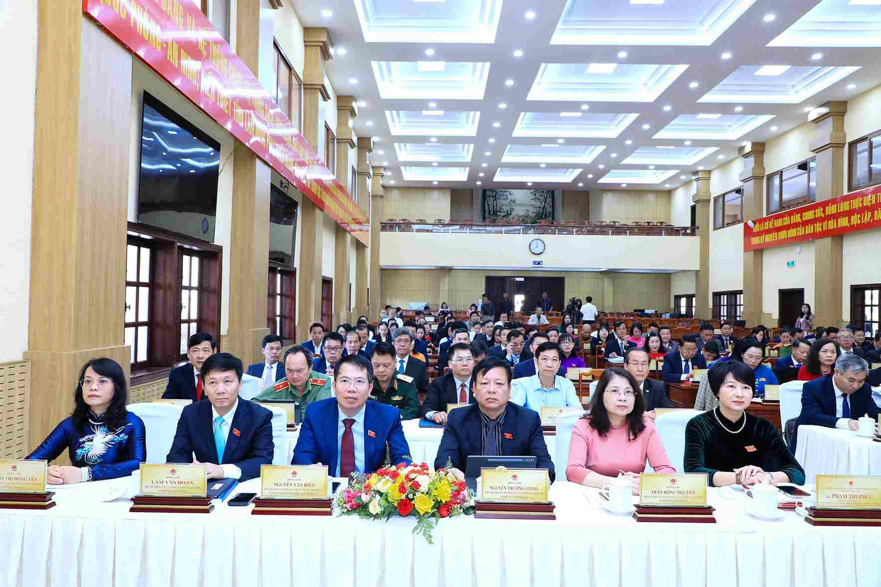 Quang cảnh kỳ họp thứ nhất HĐND tỉnh Lâm Đồng khóa XI. Ảnh: Lê Phước