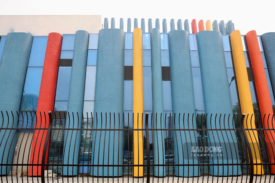 Với kiến trúc độc đáo và đầy đủ công năng hiện đại, nhà hát Tuổi trẻ cơ sở 2 được kỳ vọng cung cấp thêm không gian văn hóa văn minh hiện đại cho người dân Hà Nội. Ảnh: Dương Anh