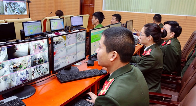 Vietnam will have at least 10,000 in-depth cybersecurity experts, of which 20% will reach international level by 2030. Photo: Manh Hung