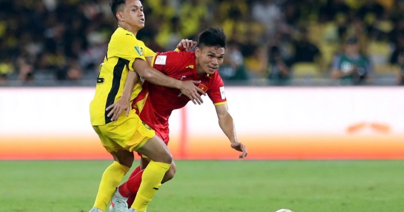 Việt Nam thắng Malaysia trong trận cầu kịch tính