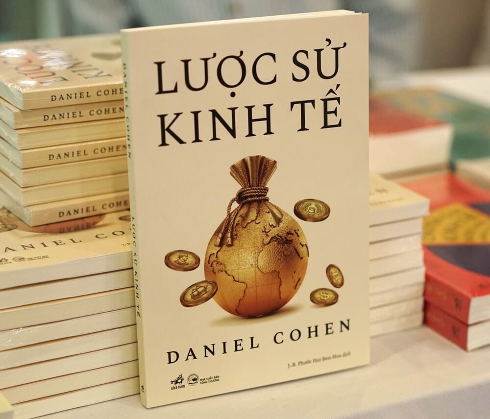 Economic History" by author Daniel Cohen officially introduced to Vietnamese readers. Photo: Publishing House