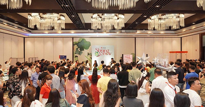 Đám cưới" trang sức DOJI Shining Show tỏa sáng tại Đà Nẵng