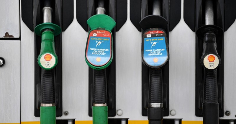 Tàu chở dầu diesel đồng loạt đổi hướng, cảnh báo châu Âu về thiếu hụt