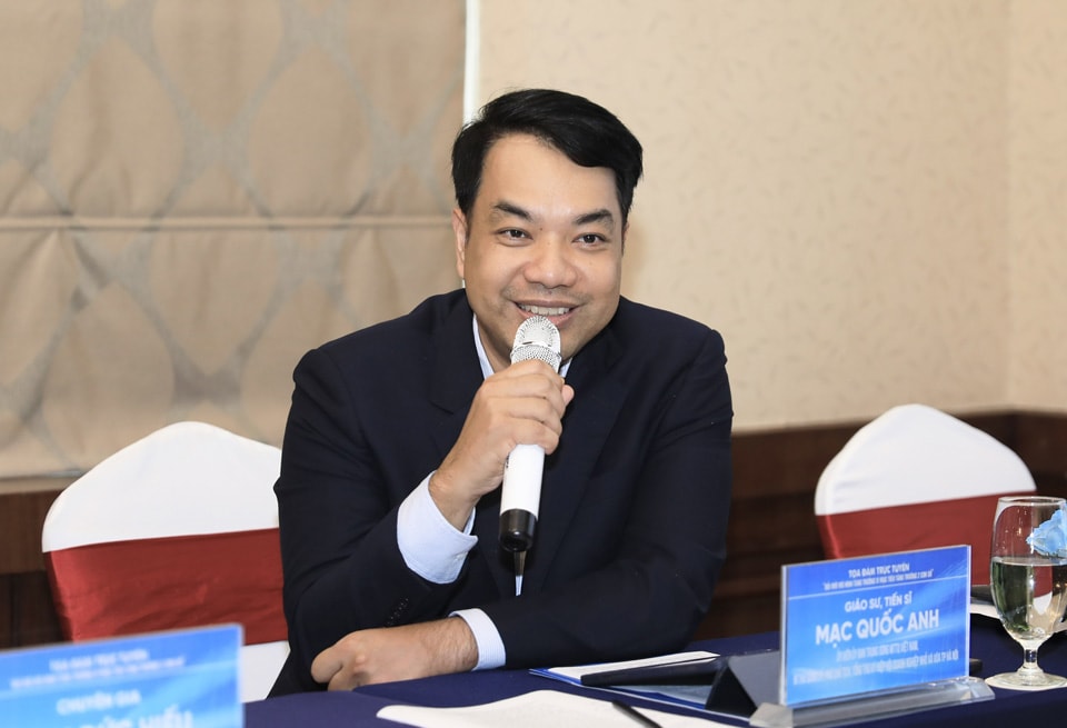 Prof. Dr. Mac Quoc Anh - Vicepresidente y Secretario General de la Asociación de Pequeñas y Medianas Empresas de Hanoi, Miembro del Comité Central del Frente de la Patria de Vietnam. Foto: Quang Thai