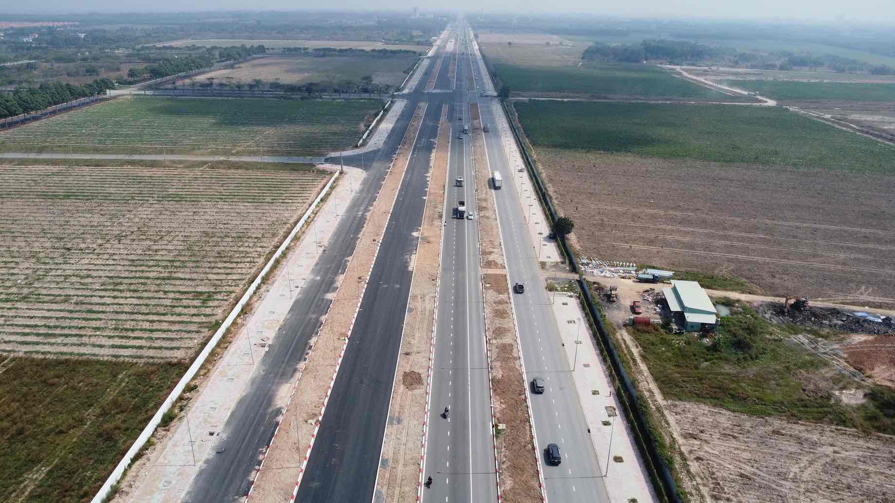 Dong Nai upgrades, expands and builds many new roads connecting Long Thanh airport. Photo: HAC