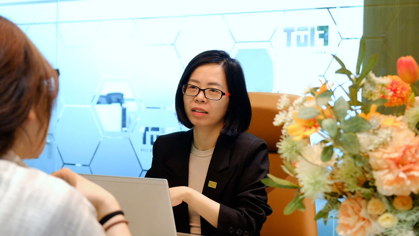 Bà Đỗ Thu Hồng - Cố vấn tài chính FIDT. Ảnh: Mỹ Ly