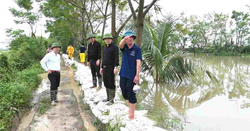 Hà Nội yêu cầu dân tháo dỡ, thu dọn tài sản khỏi công trình thủy lợi