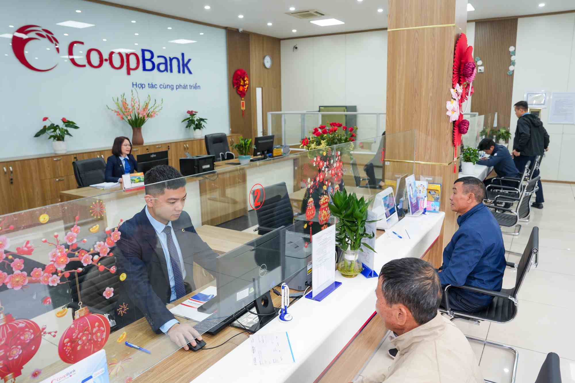 The role of credit institutions, especially the Co-opBank system and the People's Credit Fund, becomes even more important in rural economic development. Photo: Hoang Giap