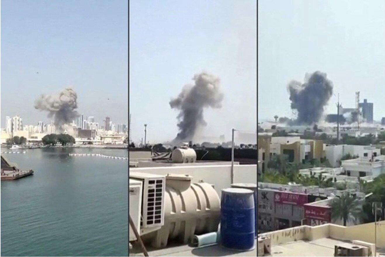 Momento en que la base naval estadounidense en Bahrein fue atacada por misiles iraníes el 28 de febrero de 2026. Foto: AFP