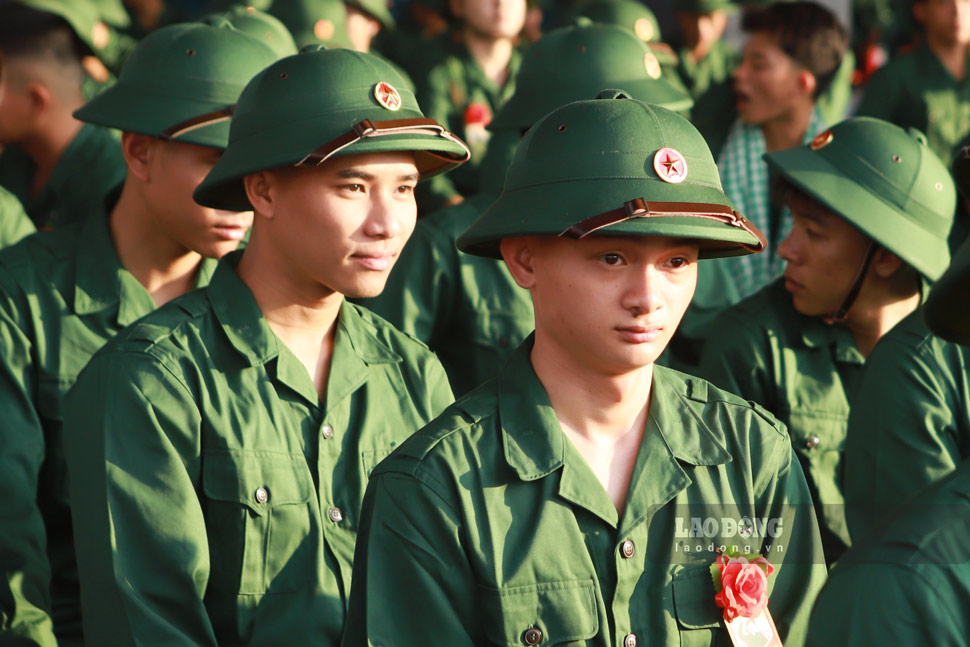 Thanh niên Lê Thành Vinh bày tỏ niềm vinh dự khi khoác lên mình màu áo bộ đôi. Ảnh: Hoài Phương