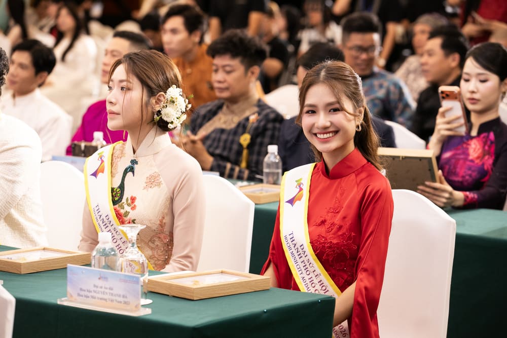 Miss Nguyen Thanh Ha is radiant in the role of ambassador of the Ho Chi Minh City Ao Dai Festival. Photo: Character provided