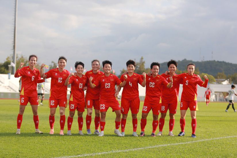 Vietnam women's team meets Indian women's team in the opening match of the 2026 Women's Asian Cup finals. Photo: Minh Dan