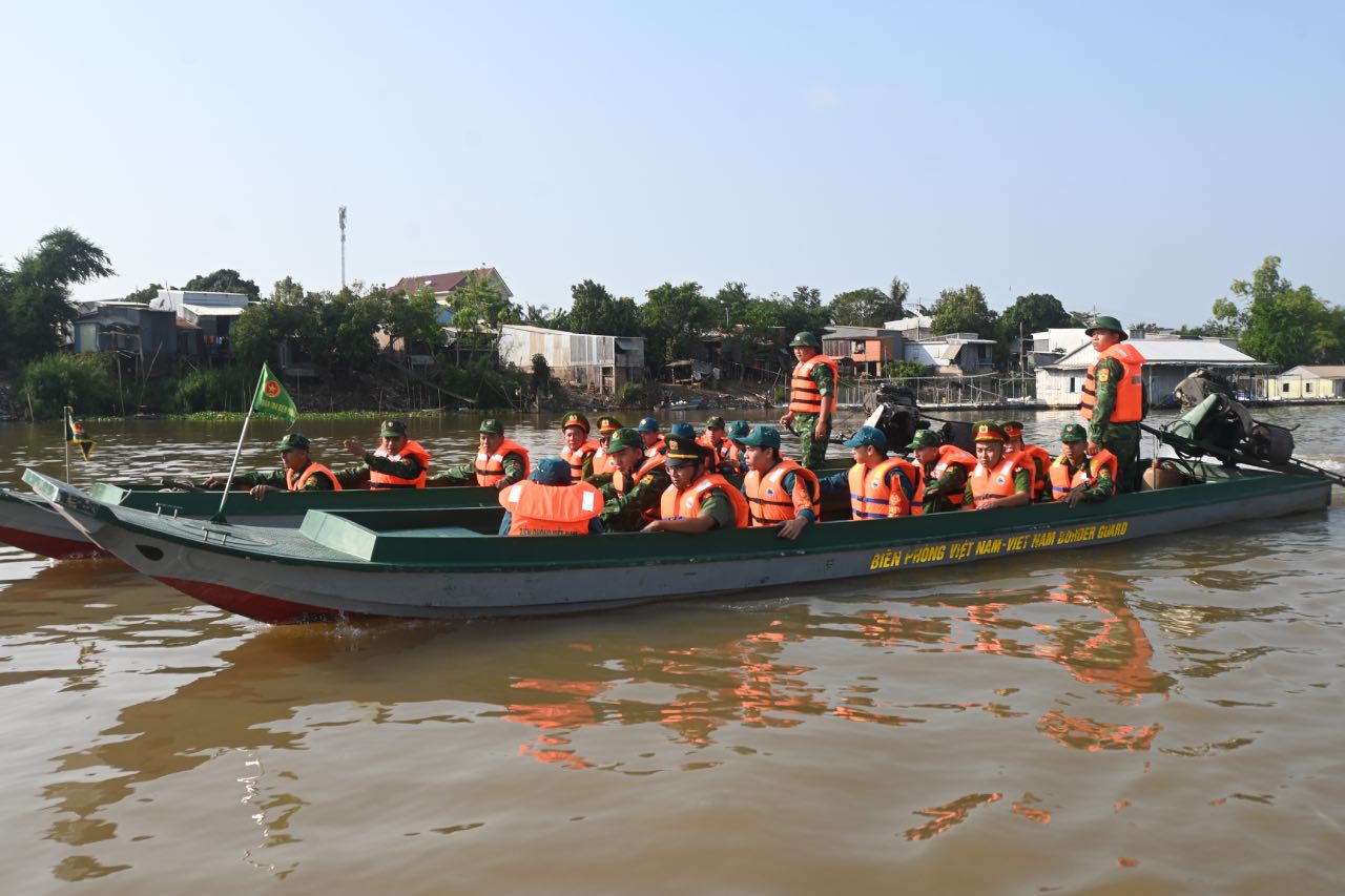 Functional forces are determined to maintain security and order before, during and after March 15, 2026 election day. Photo: Thanh Nhan