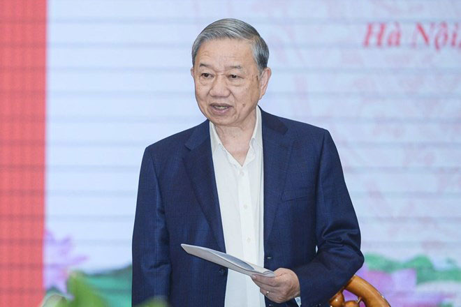 The General Secretary said that it is necessary to build a process to grasp the ideological situation, orient public opinion, and a process to handle media crises. Photo: Ai Van