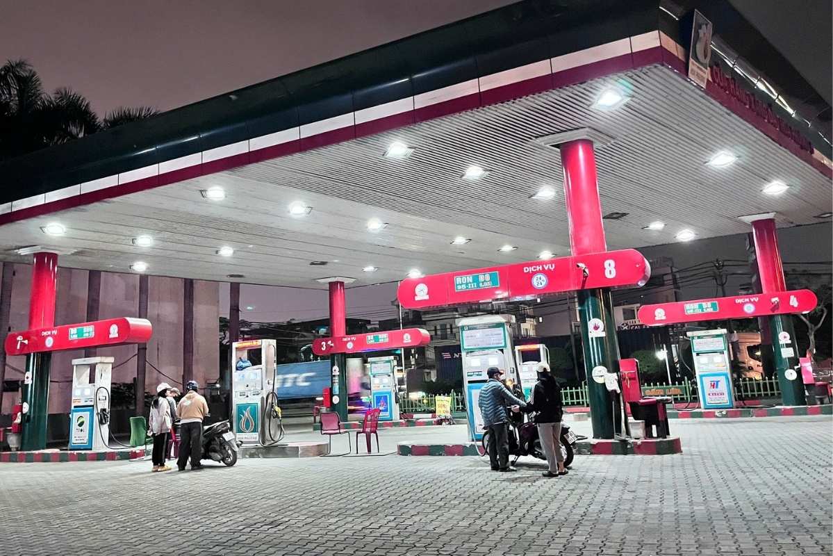 Cửa hàng xăng dầu Hoa Phượng 6 (phường Hải An, Hải Phòng). Ảnh: An Khánh 