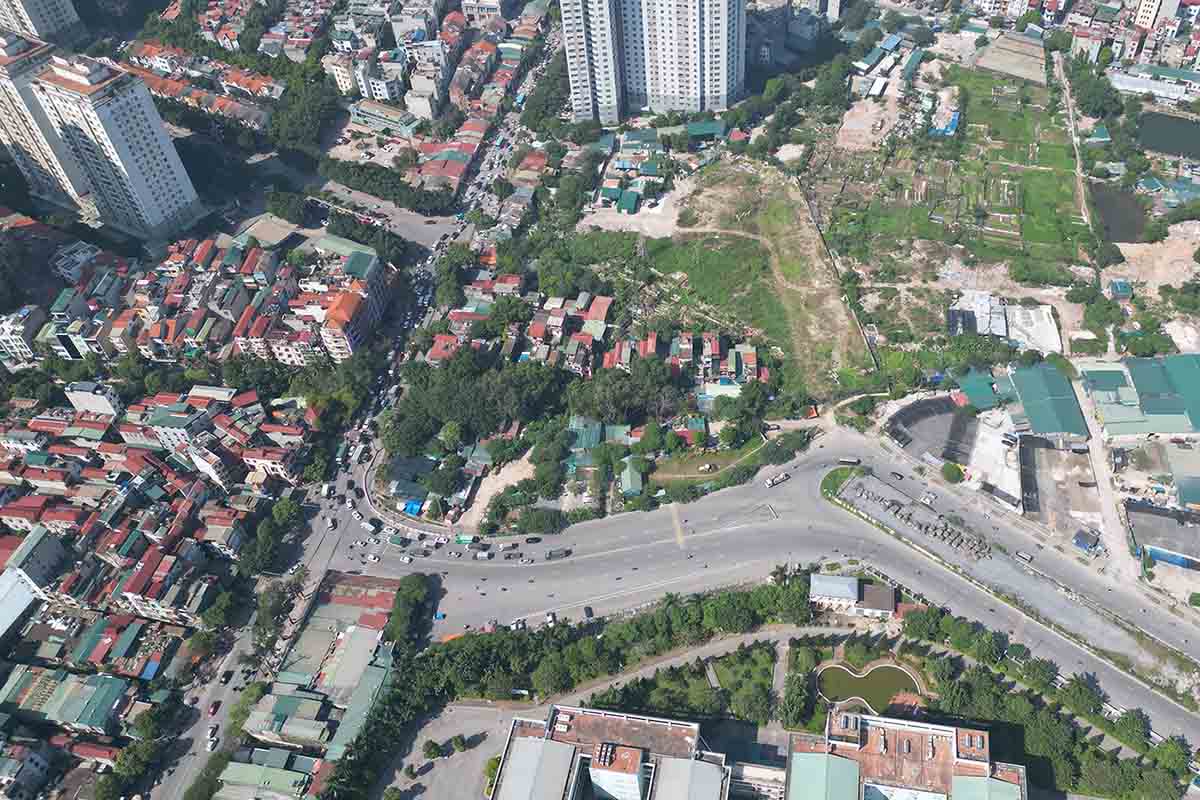 Các hộ dân phải chịu trách nhiệm về lời khai phương án bồi thường, tái định cư dự án nút giao đường tỉnh 70 Hà Nội. Ảnh: Sóng Hữu 
