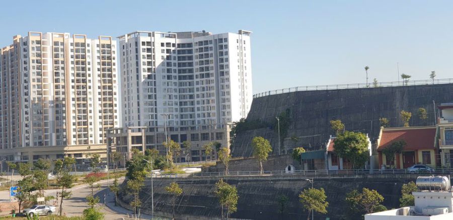 Quang Ninh's first social housing project in Ngan Hang Hill Urban Area, Ha Lam and Ha Long wards, Quang Ninh province. Photo: Nguyen Hung