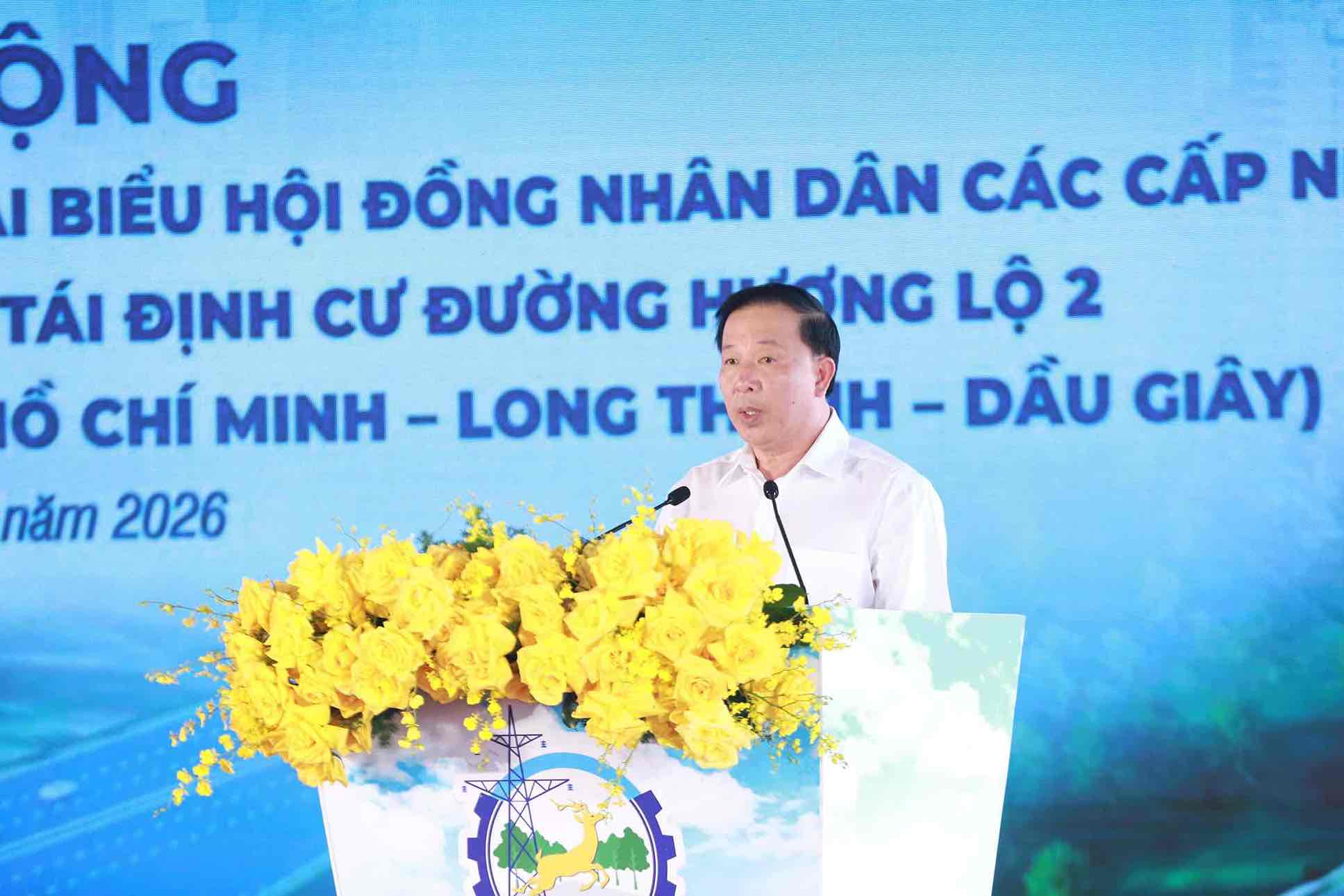 Phó Bí thư Tỉnh ủy, Chủ tịch UBND tỉnh Nguyễn Văn Út phát biểu tại buổi lễ. Ảnh: HAC