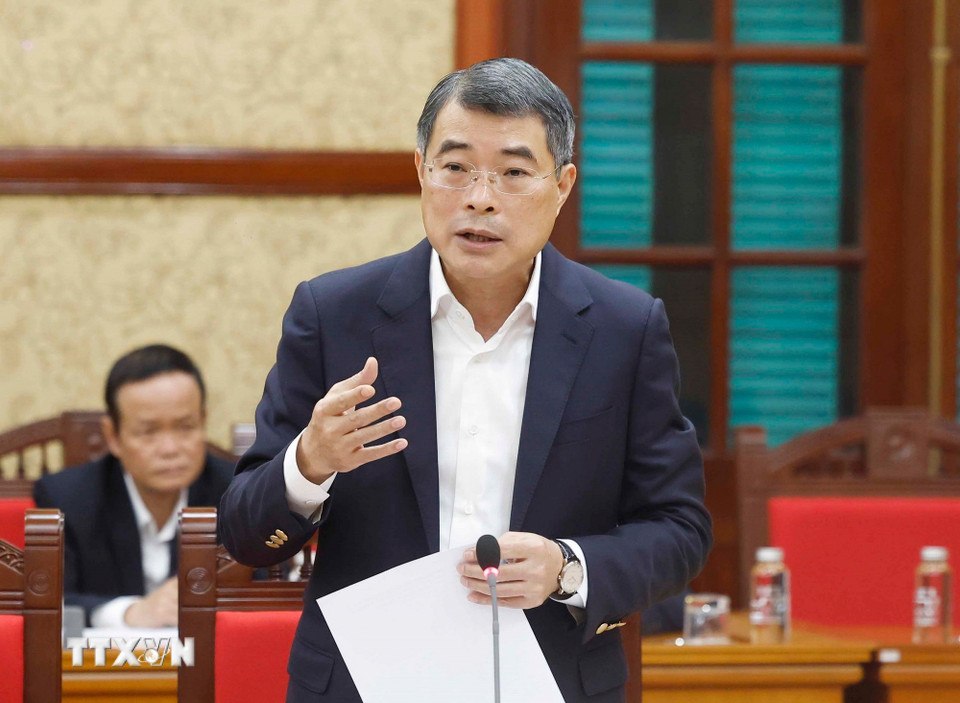 Ủy viên Bộ Chính trị, Bí thư Trung ương Đảng, Trưởng Ban Tổ chức Trung ương Lê Minh Hưng