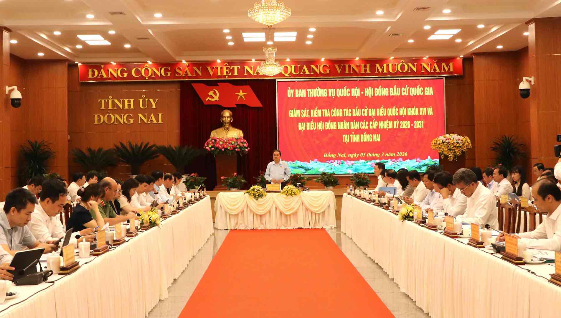 Ủy viên Bộ Chính trị, Chủ tịch Quốc hội, Chủ tịch Hội đồng Bầu cử quốc gia Trần Thanh Mẫn làm việc tại tỉnh Đồng Nai. Ảnh: HAC