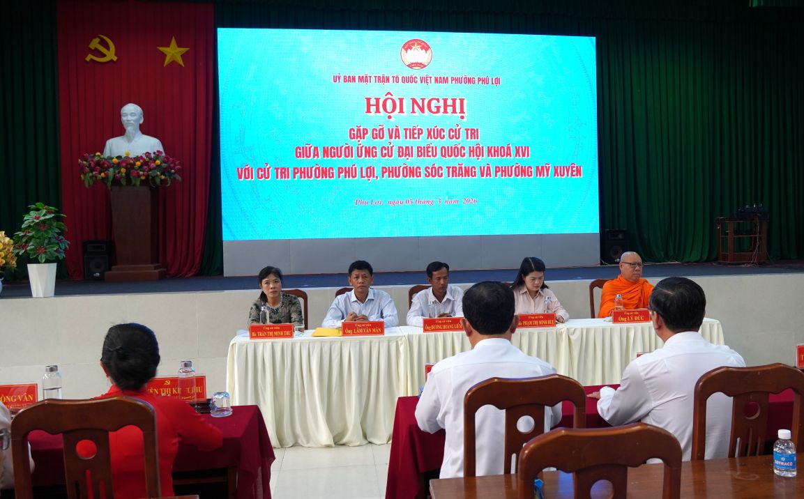 Quang cảnh hội nghị tiếp xúc cử tri giữa các ứng cử viên đại biểu Quốc hội khóa XVI với cử tri tại Cần Thơ. Ảnh: Phương Anh