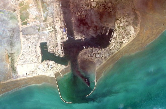 The Iran war threatens to close the Strait of Hormuz, and Asian countries such as China, Japan and India are facing major risks. Photo: Planet Labs