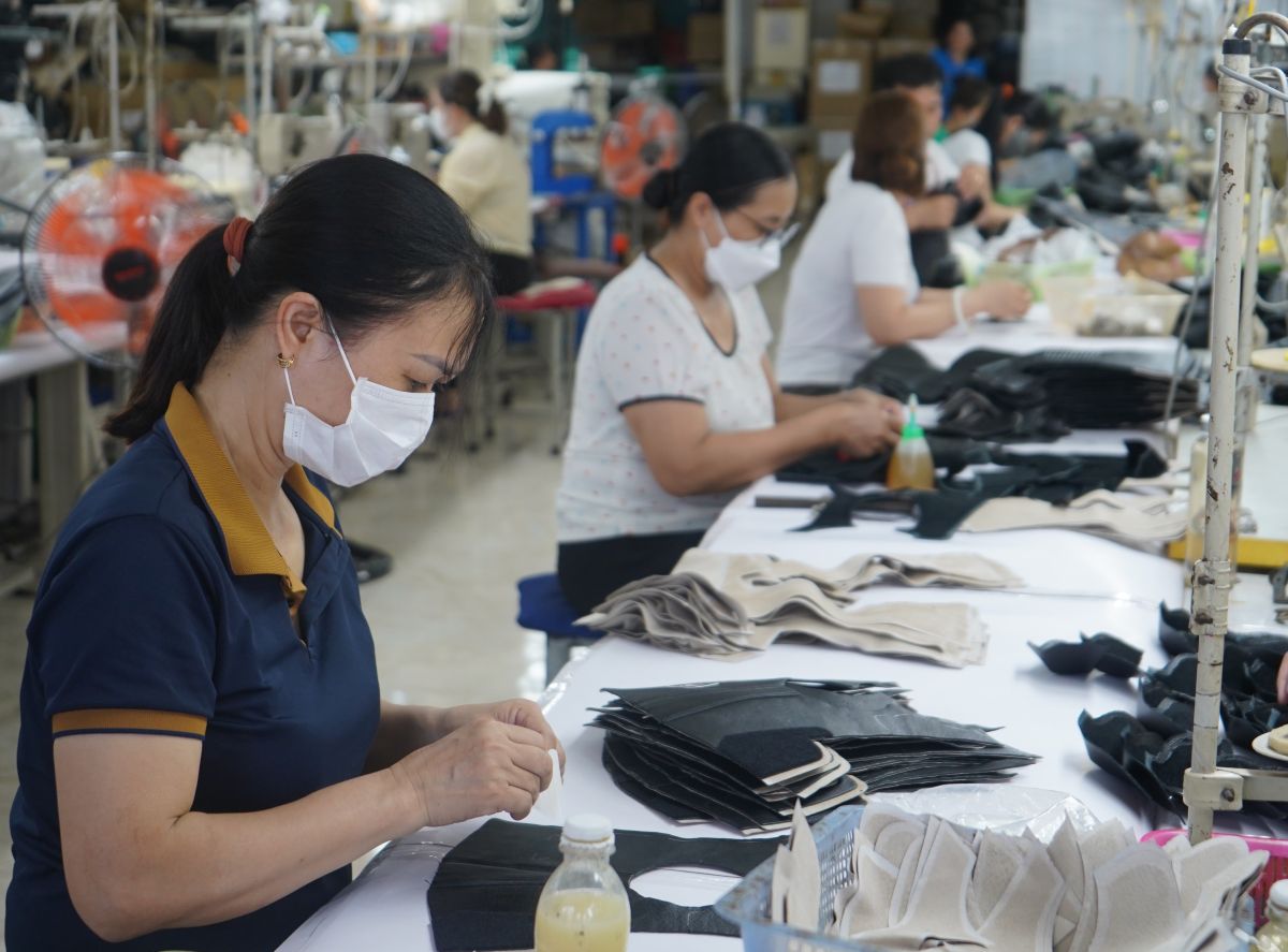 Hai Phong City Labor Federation propagates and mobilizes officials, union members, and workers to participate in elections. Photo: Hoang Khoi