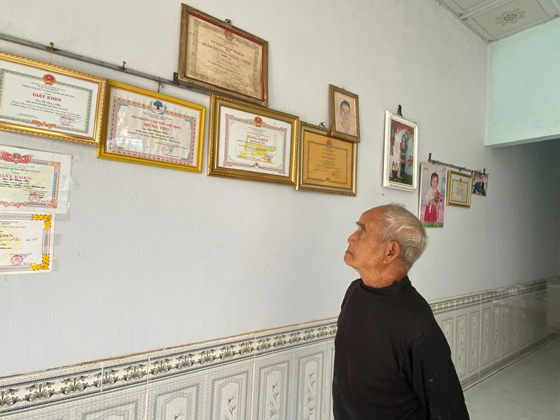 Lựa chọn người có uy tín trong xóa đói giảm nghèo ở Gia Lai