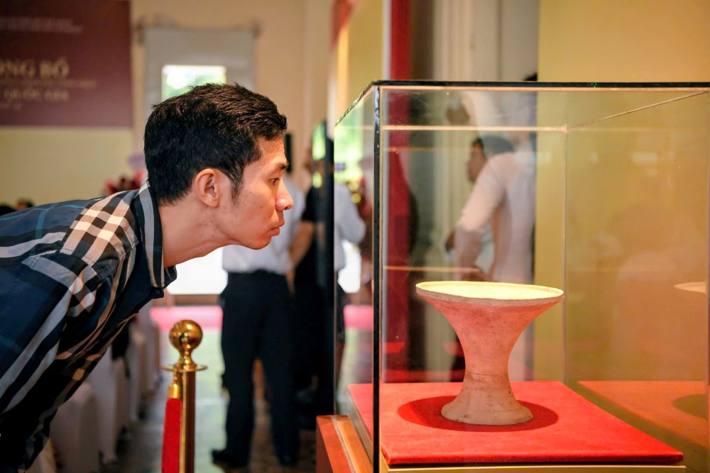 Admire 2 National Treasures of private ownership that have just been honored