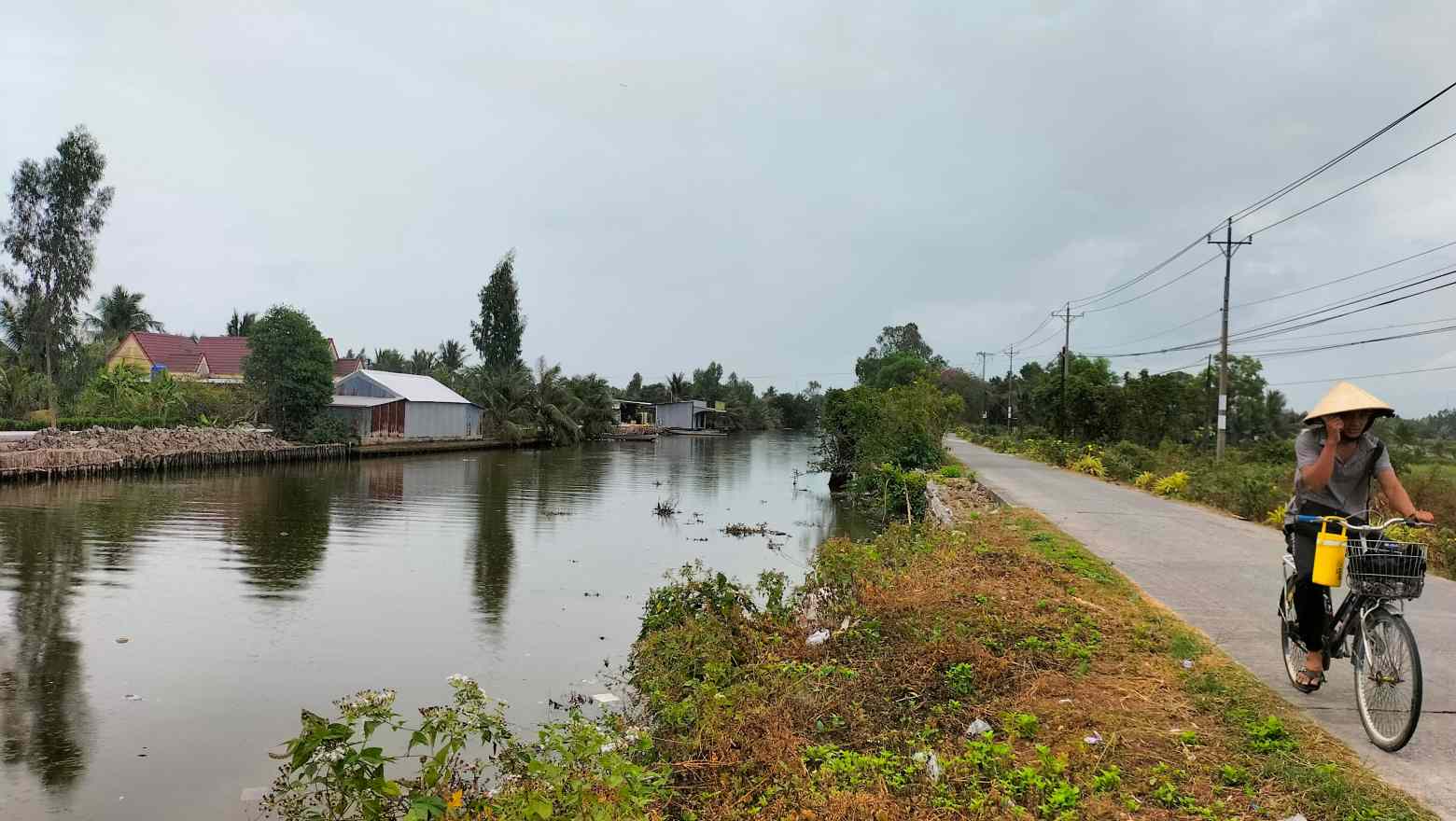 Trên 50% người dân vùng nông thôn tại Cà Mau thiếu nước ngọt vào mùa khô. Ảnh: Nhật Hồ.