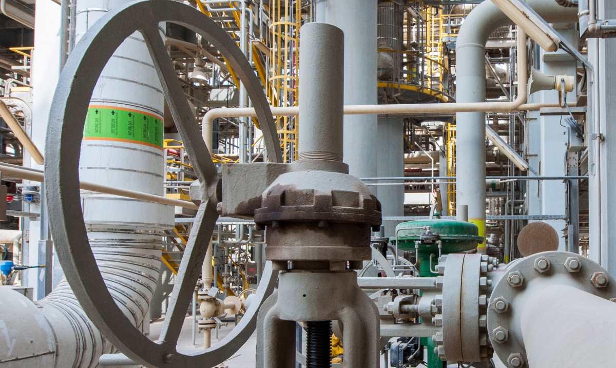 Nhà máy Ras Laffan hiện có 14 dây chuyền hóa lỏng. Ảnh: QatarEnergy