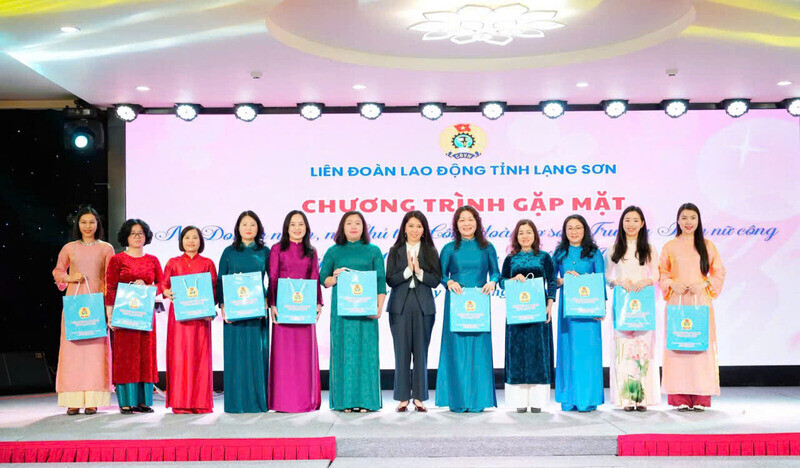 Lạng Sơn tôn vinh