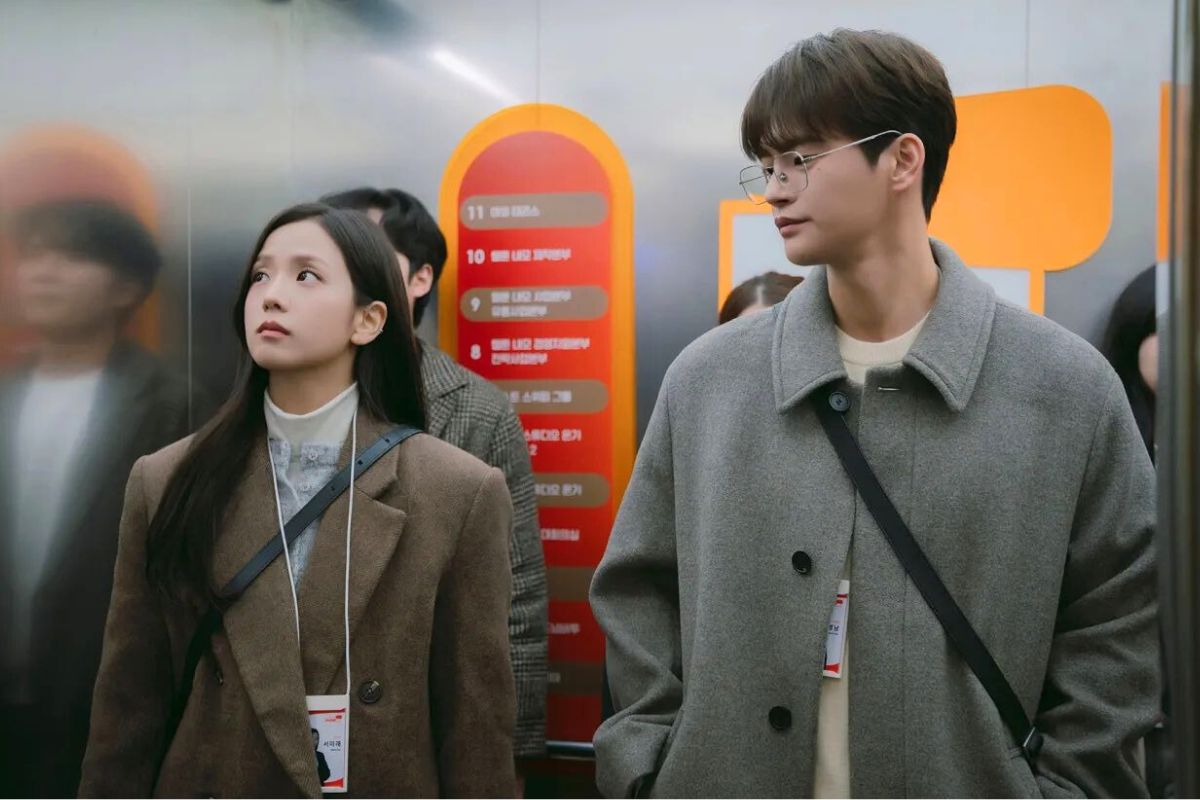 Jisoo và Seo In Suk trong