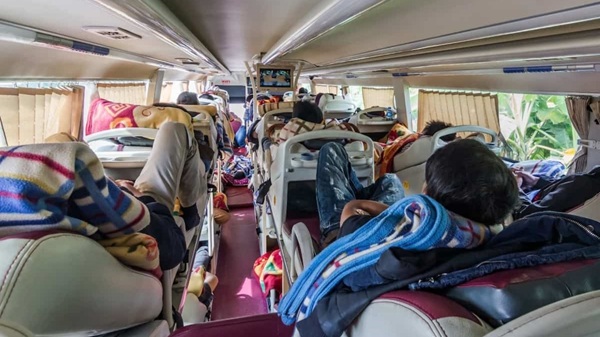 2-story sleeper buses will be test driven on National Highway 4D, 6 for safety inspection. Photo: Thuy An