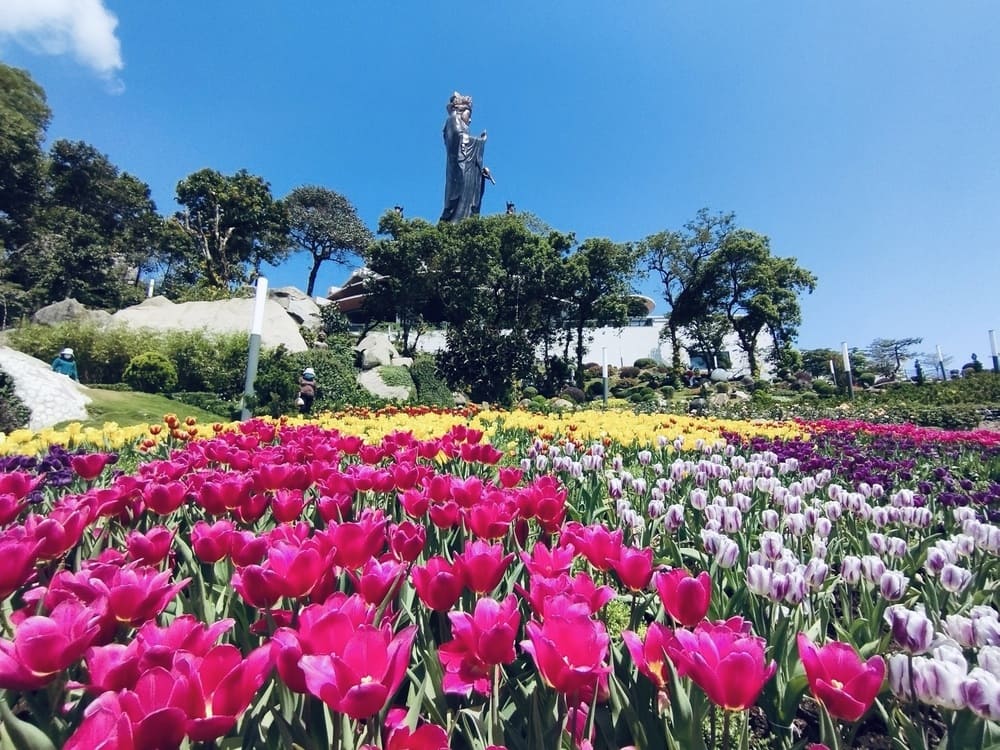 3 đỉnh núi thiêng từ Bắc chí Nam cho chuyến hành hương đầu năm