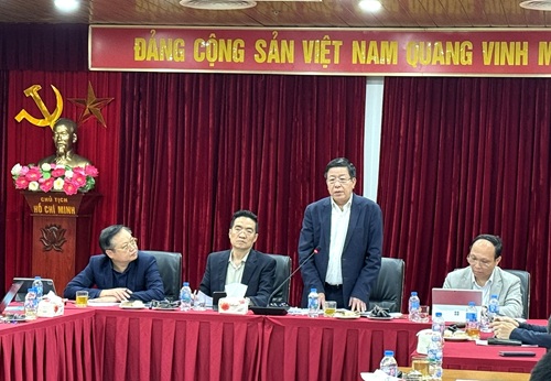 Ông Dương Đức Tuấn - Phó Chủ tịch Thường trực UBND TP Hà Nội phát biểu chỉ đạo tại buổi làm việc. Ảnh: Huyền Thanh