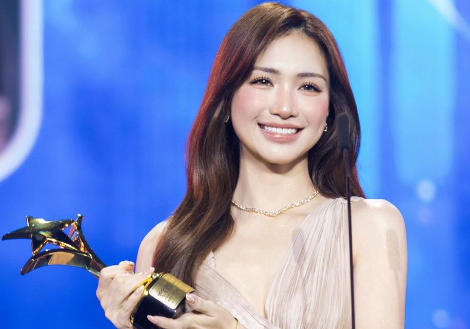 Hoa Minzy has a collection of expensive branded bags. Photo: Cut from video.