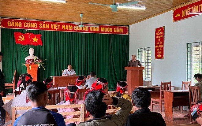 The case of village heads may be considered for recruitment into civil servants as clearly stated in Decree 170/2025. Photo: Chinhphu. vn