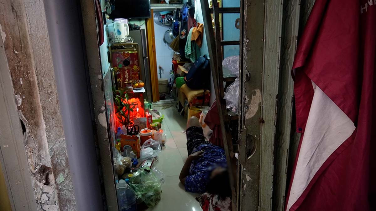 More than 1,400 households in the micro-housing area hope to soon settle down after 20 years of waiting for planning. Photo: Nhu Quynh